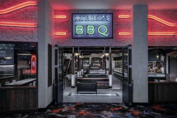 Chef Michael Symon’s Mabel’s BBQ set to Return to Palms Casino Resort Las Vegas